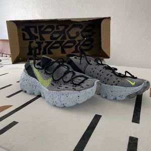 Nike Space Hippie 04